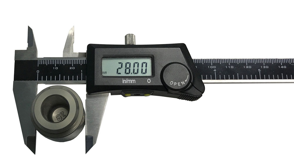 Measuring 28mm Piston
