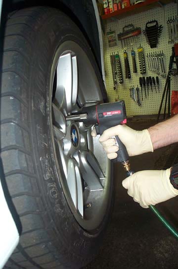 Removing wheel with air wrench